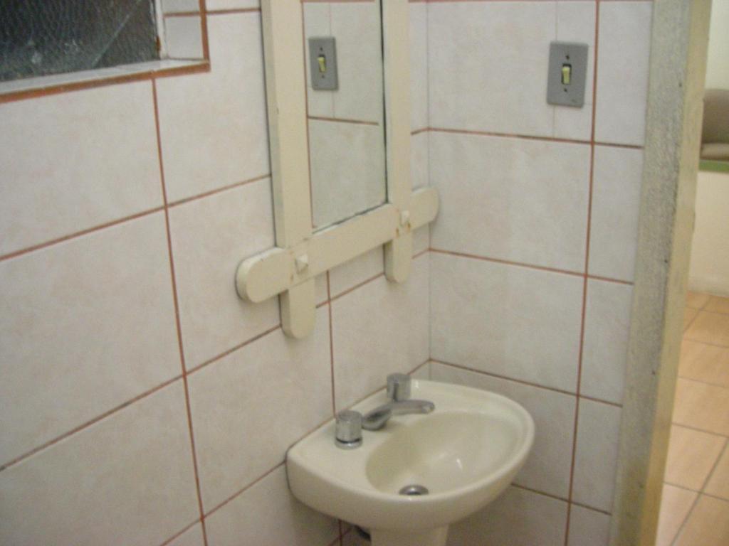 Hotel Alianca Porto Alegre Rum bild